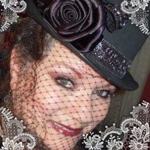 Meet your Posher, Bobbi